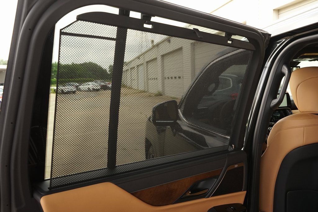 Used 2025 Lexus LX 600 4WD w/ Luxury Package image 26
