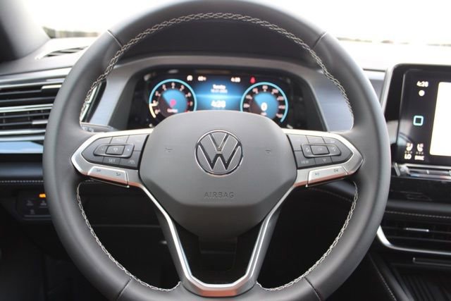 New 2026 Volkswagen Atlas Cross Sport SE image 18