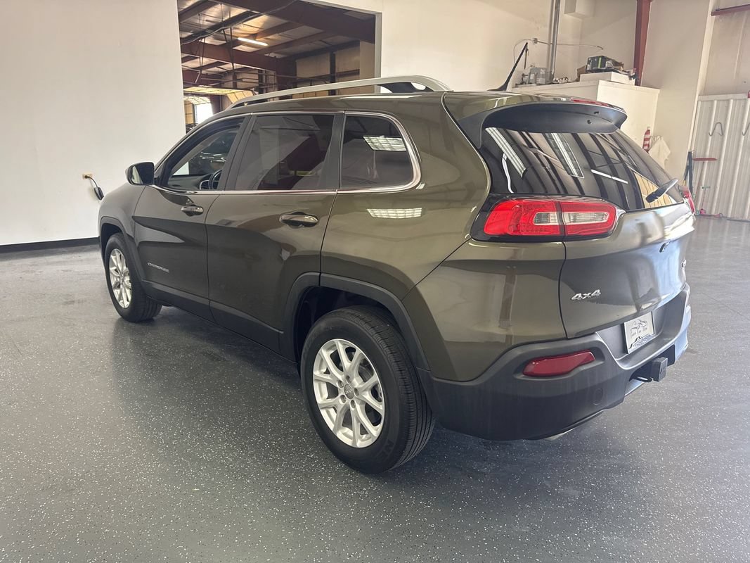 Used 2015 Jeep Cherokee Latitude w/ Comfort/Convenience Group AWD/4WD image 6