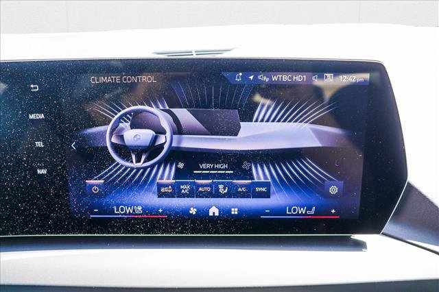 Used 2025 BMW 228i xDrive image 18