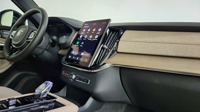 Used 2027 Volvo XC90 B6 Plus AWD/4WD image 39