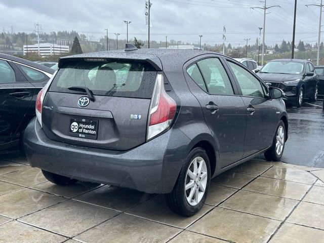 Used 2015 Toyota Prius C Three image 7