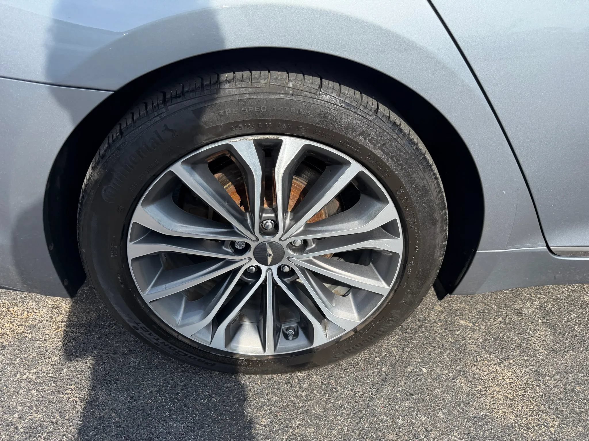 Used 2016 Hyundai Genesis 3.8 w/ Option Group 04 AWD/4WD image 48