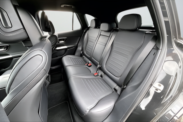 Certified 2025 Mercedes-Benz GLC 350e 4MATIC image 17