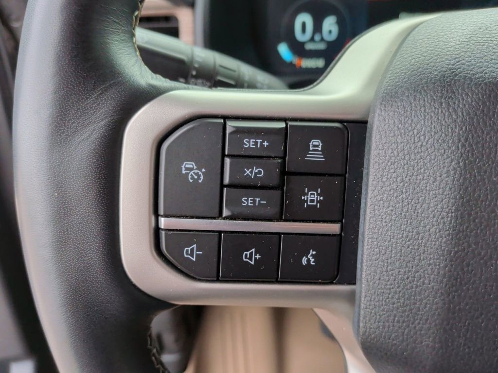 Used 2023 Ford Expedition Limited image 19