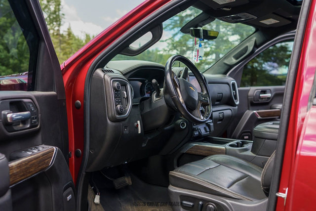 Used 2022 Chevrolet Silverado 3500 High Country AWD/4WD image 30