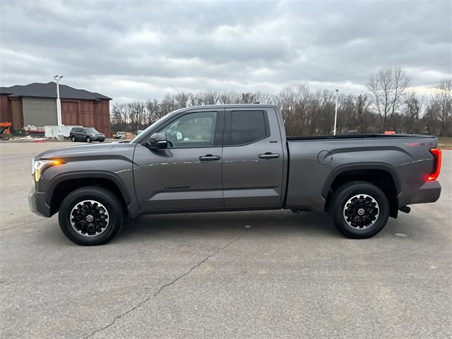 Used 2022 Toyota Tundra SR5 w/ TRD Off-Road Package image 10