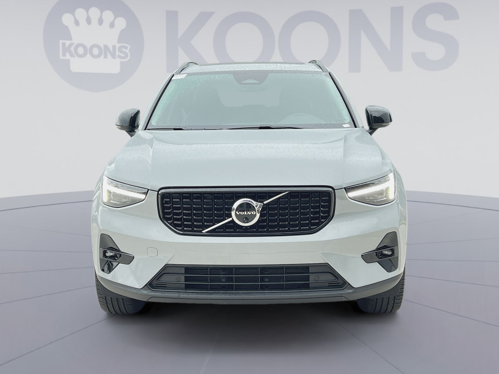 New 2026 Volvo XC40 B5 Plus w/ Protection Package Premier AWD/4WD image 19