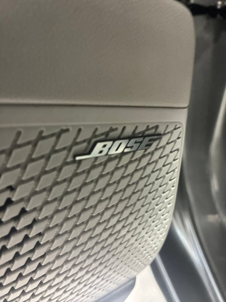 Used 2025 Hyundai Elantra Limited FWD image 14