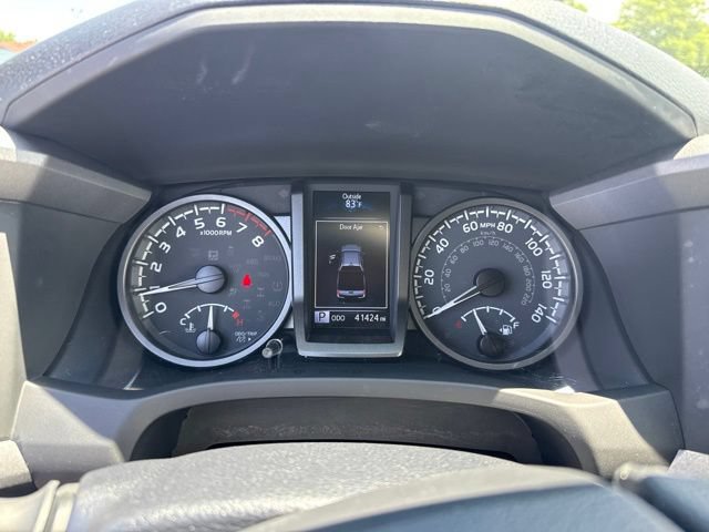 Used 2022 Toyota Tacoma TRD Off-Road w/ Technology Package RWD image 28