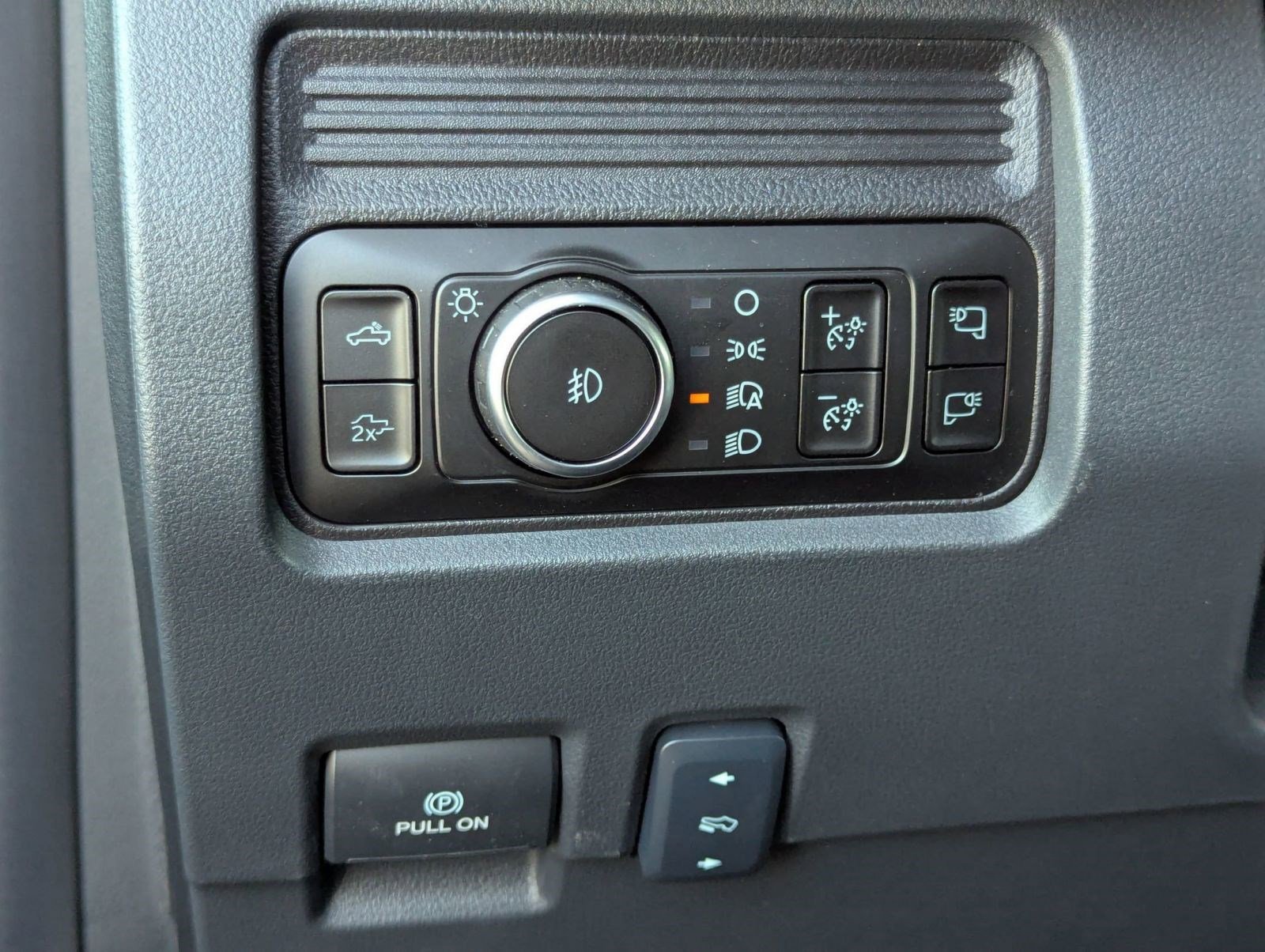 New 2026 Ford F250 Lariat image 19