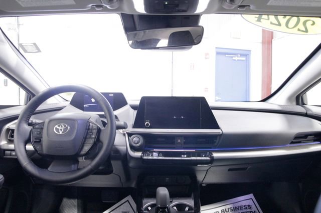 Used 2024 Toyota Prius XLE image 15