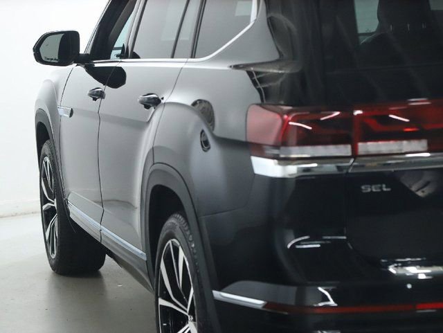 Used 2024 Volkswagen Atlas SEL Premium R-Line AWD/4WD image 47