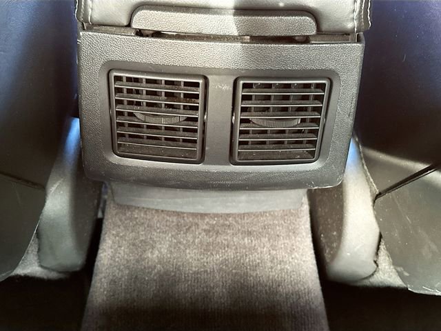 Used 2011 Dodge Challenger SRT8 image 26