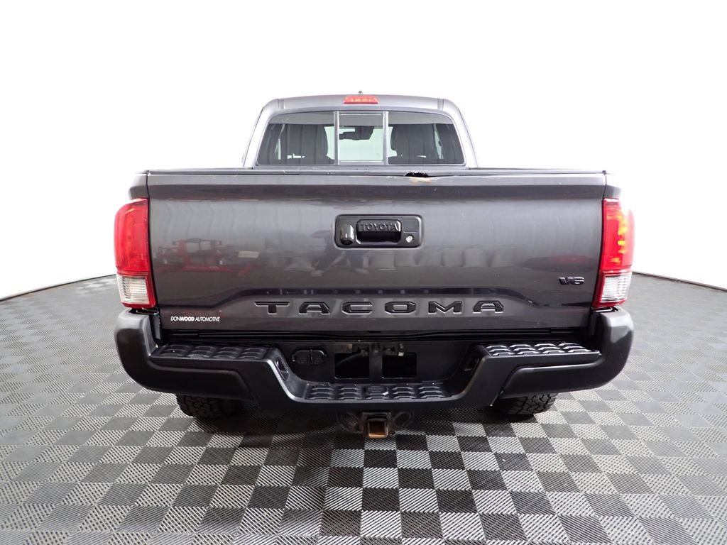 Used 2019 Toyota Tacoma TRD Off-Road AWD/4WD image 13