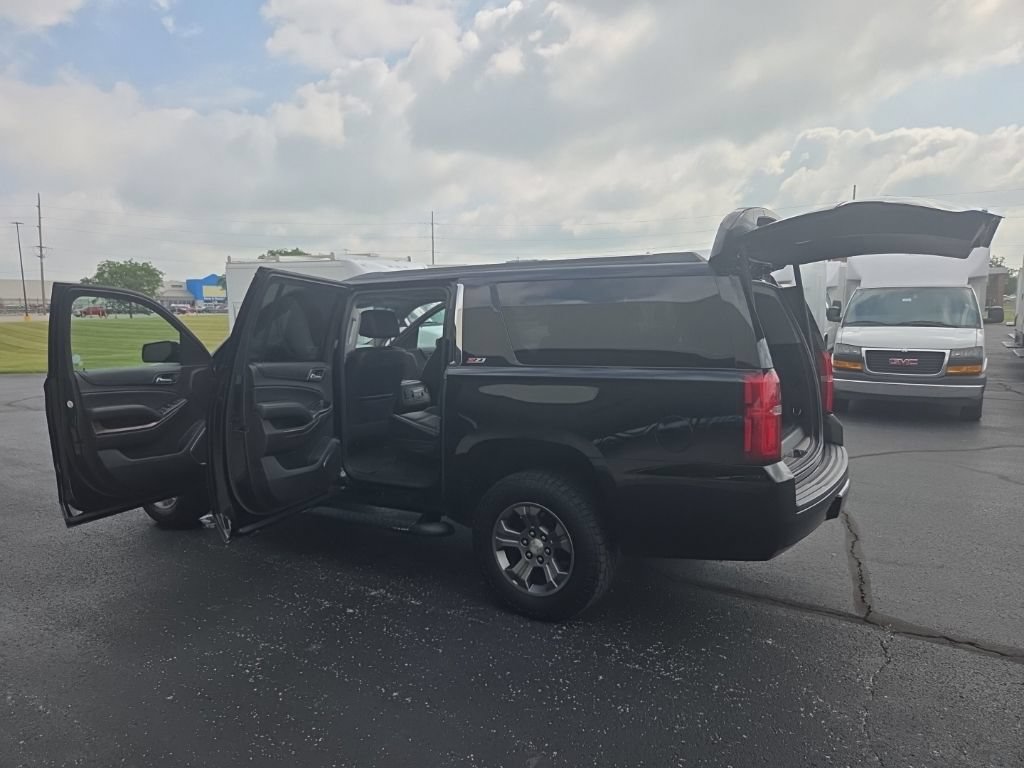 Used 2017 Chevrolet Suburban LT AWD/4WD image 21