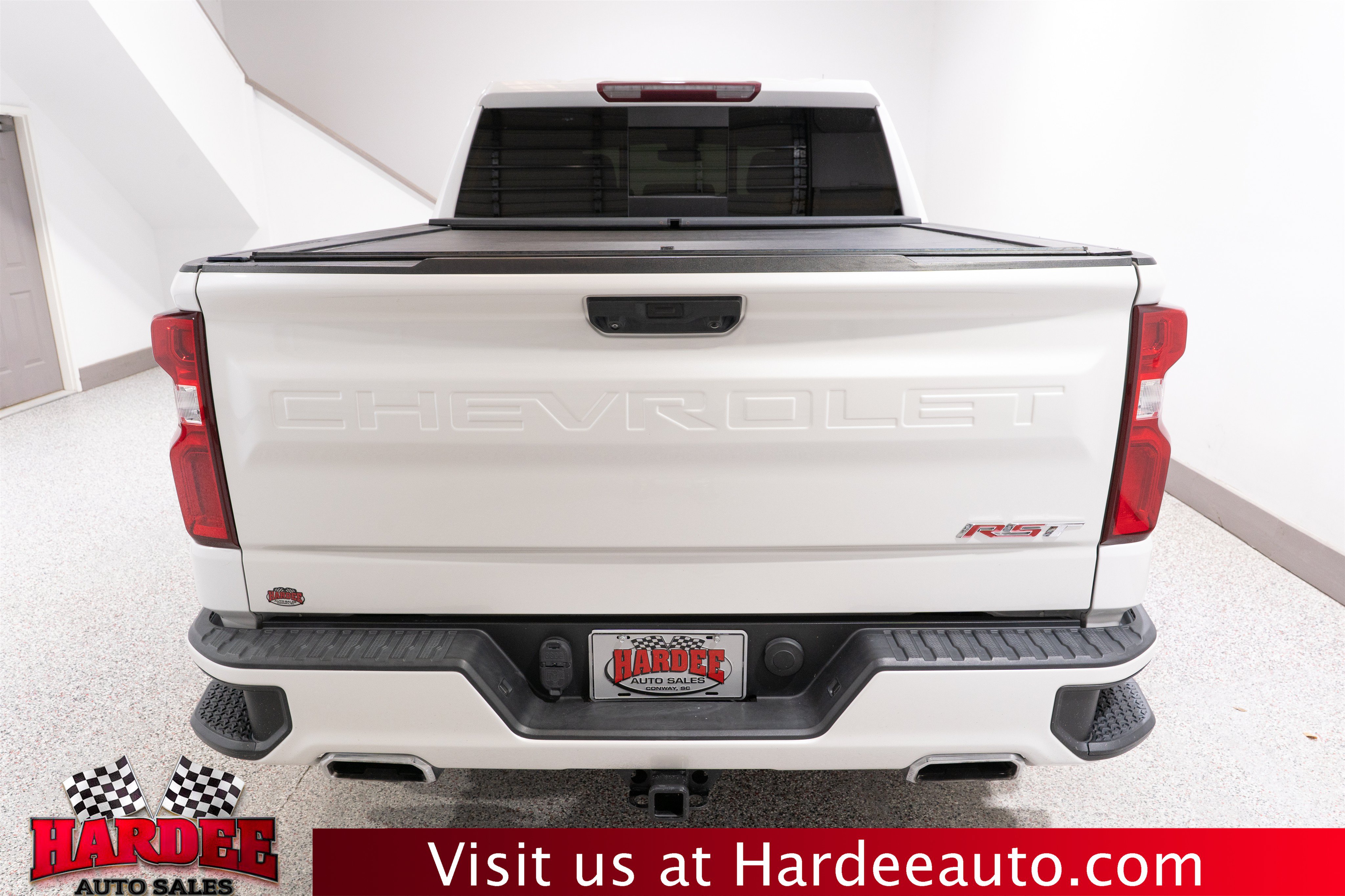 Used 2023 Chevrolet Silverado 1500 RST w/ Convenience Package II AWD/4WD image 4