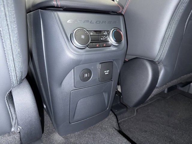 New 2025 Ford Explorer ST-Line w/ Premium Package image 37