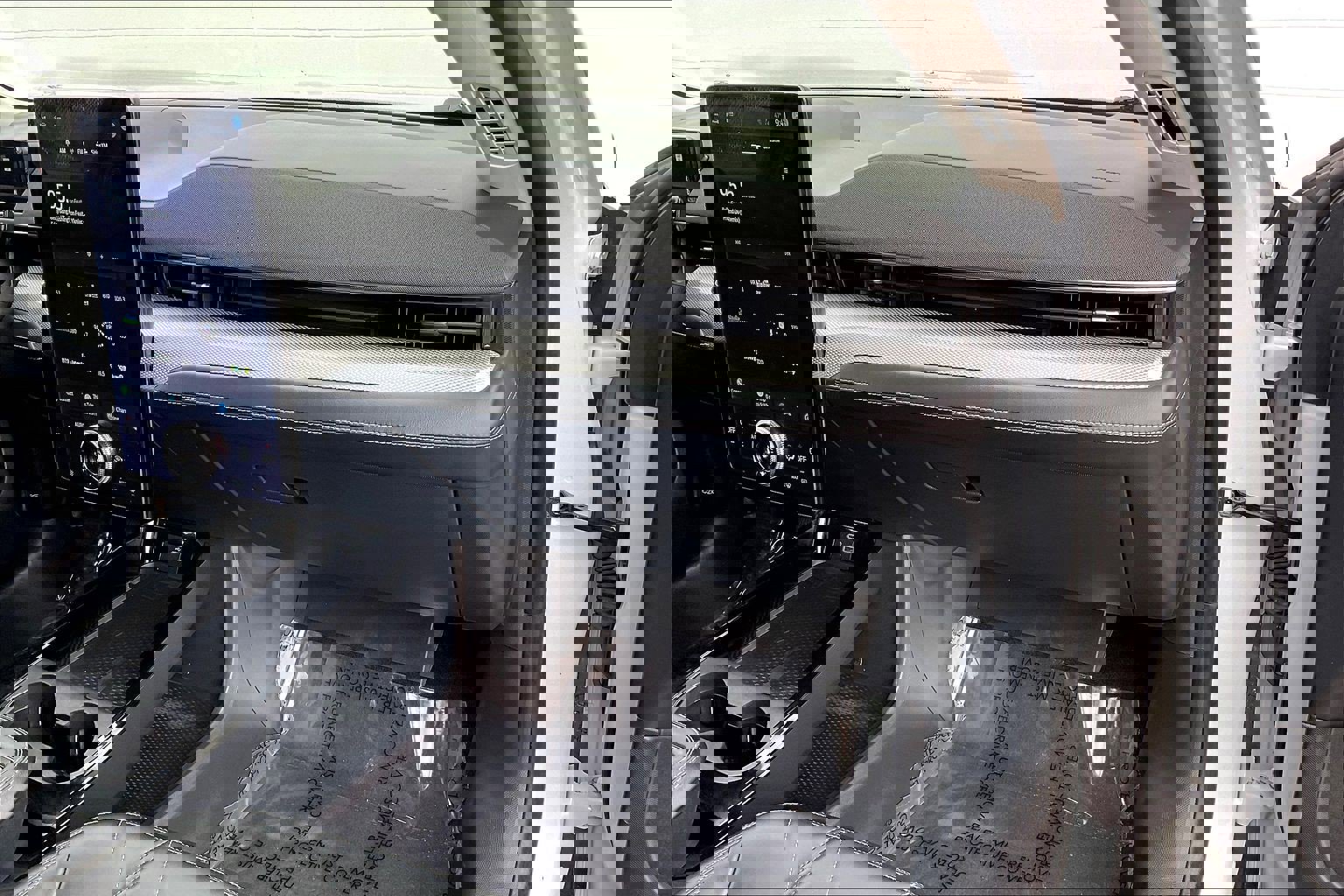 Used 2023 Ford Mustang Mach-E Select image 21