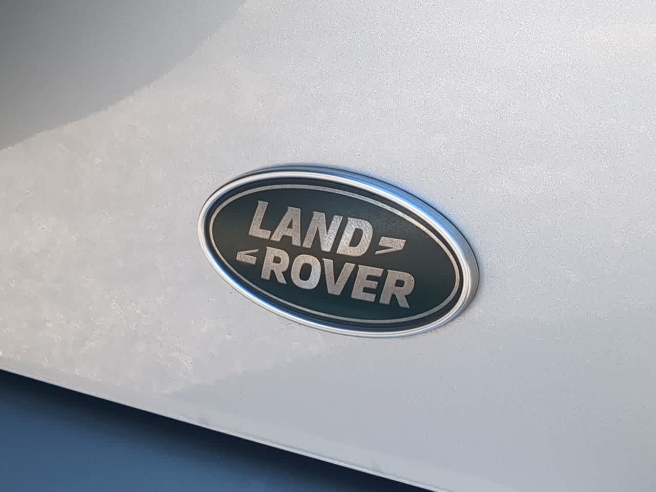Used 2022 Land Rover Defender 110 XS Edition AWD/4WD image 12