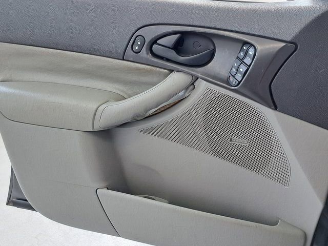 Used 2007 Ford Focus SE FWD image 19