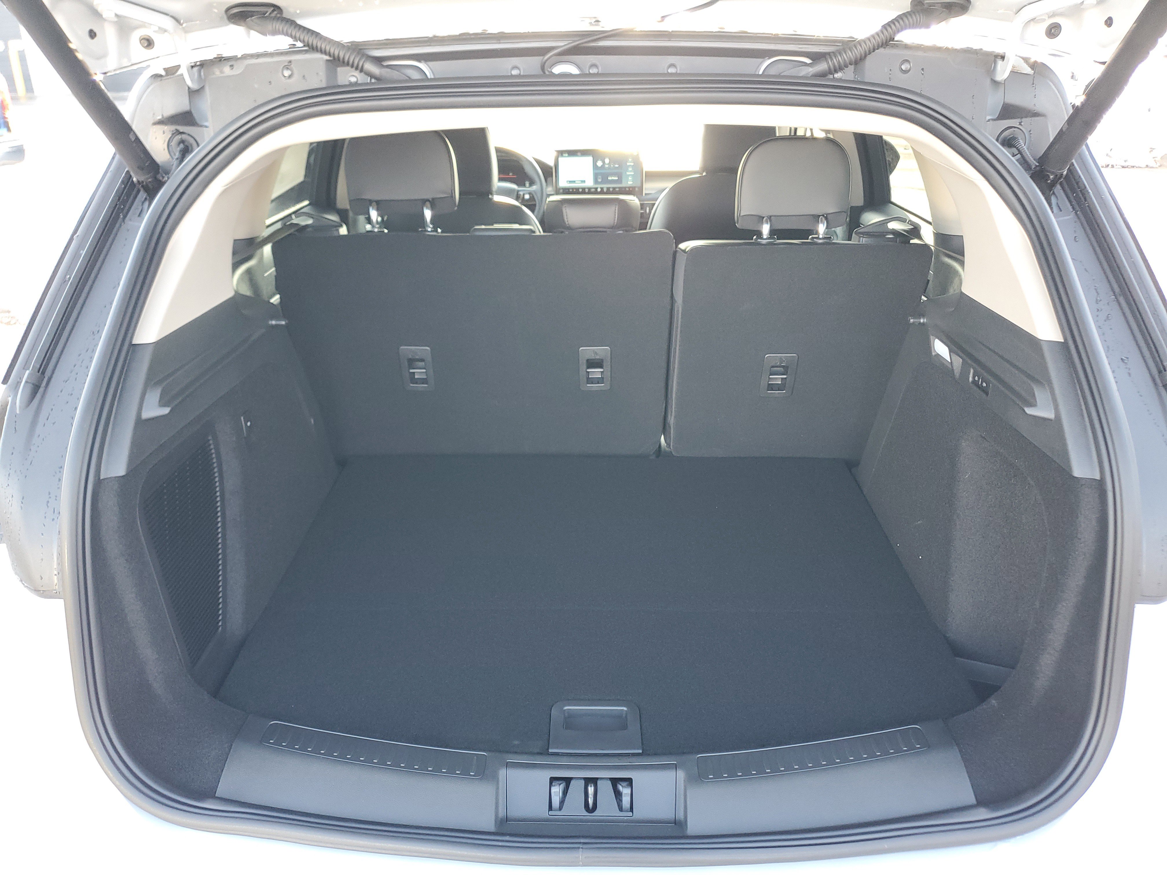 New 2026 Lincoln Corsair Premiere image 29