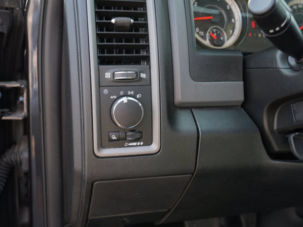 Used 2017 RAM 1500 Tradesman w/ Power & Remote Entry Group RWD image 16