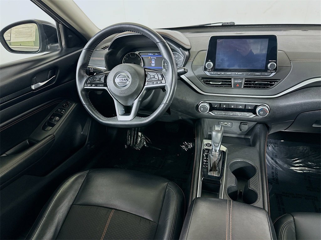 Used 2020 Nissan Altima 2.5 SR w/ Premium Package image 17