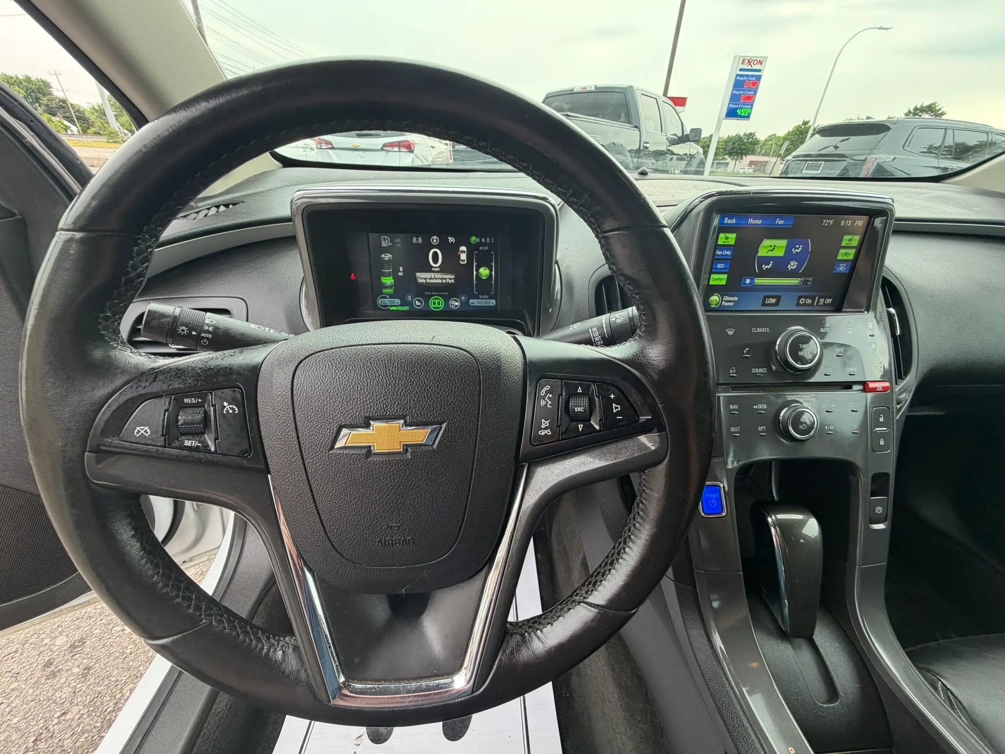 Used 2013 Chevrolet Volt Premium w/ Premium Trim Package FWD image 10