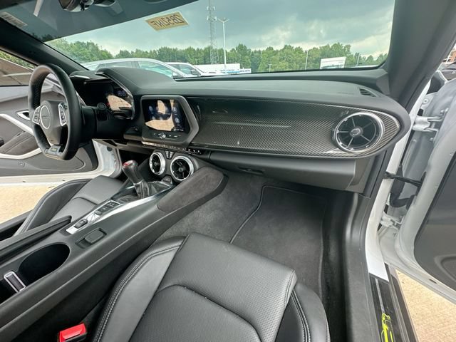 Used 2023 Chevrolet Camaro SS RWD image 32