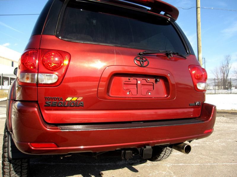 Used 2006 Toyota Sequoia SR5 RWD image 15