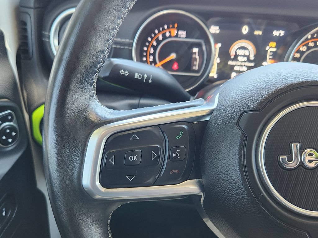 Used 2018 Jeep Wrangler Unlimited Sahara AWD/4WD image 17