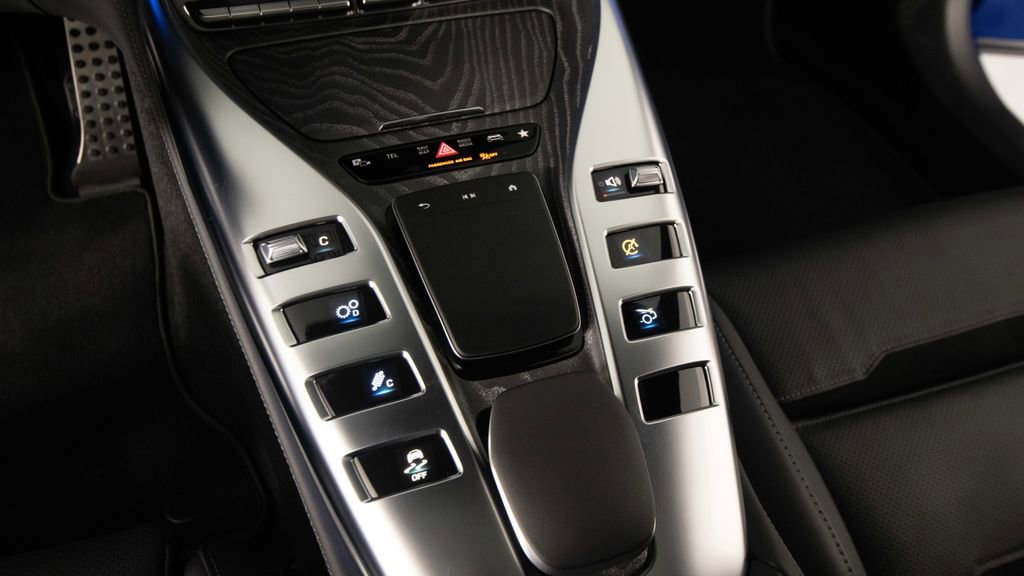 Used 2024 Mercedes-Benz AMG GT 43 image 25