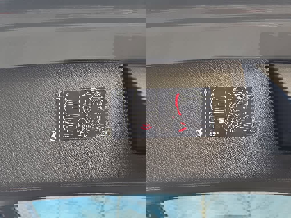 New 2026 Volvo XC90 T8 Ultra w/ Protection Package Premier image 7