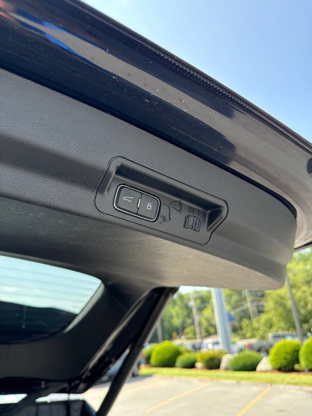 Certified 2023 Ford Explorer XLT w/ Equipment Group 202A AWD/4WD image 19