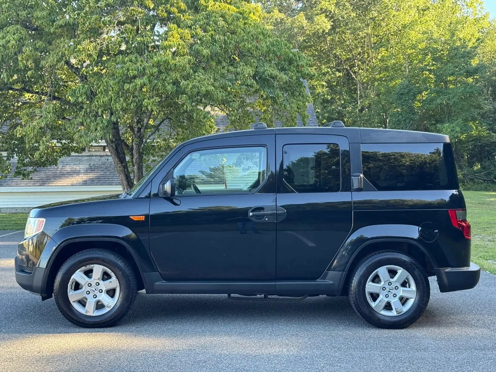 Used 2011 Honda Element EX image 4