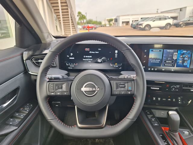 New 2026 Nissan Kicks SR FWD image 13