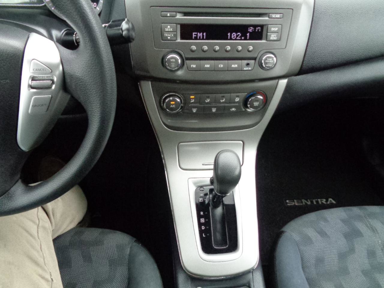 Used 2013 Nissan Sentra FE+ SV FWD image 23