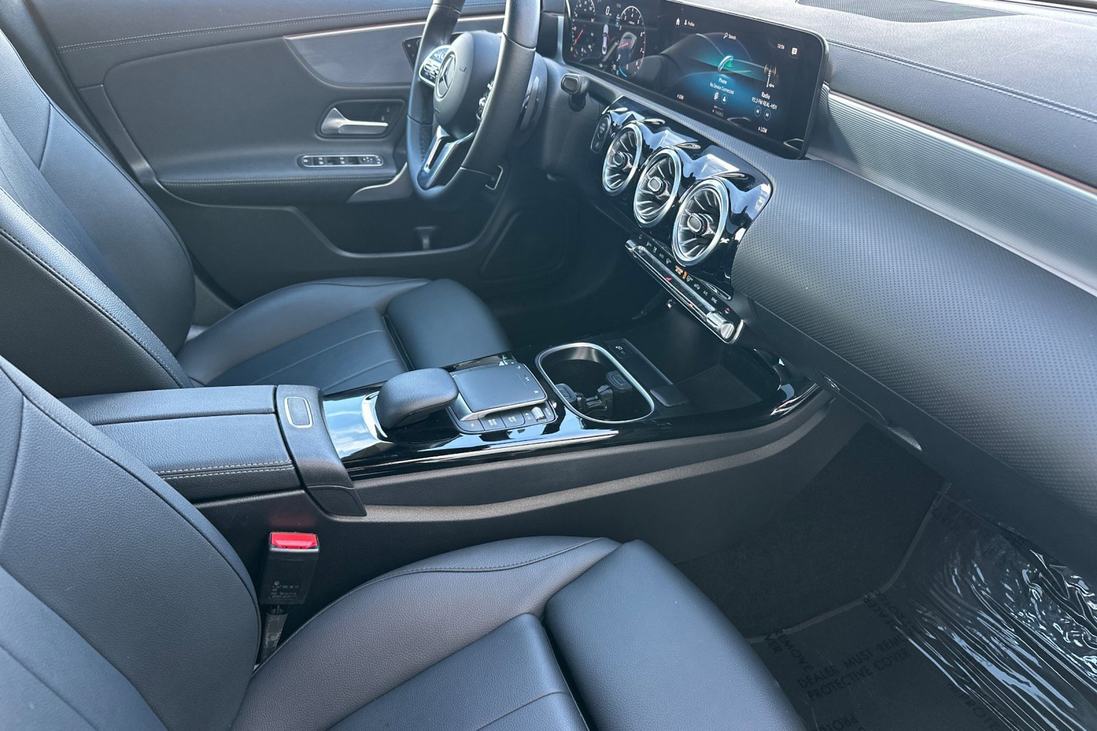 Used 2023 Mercedes-Benz CLA 250 w/ Premium Package image 14