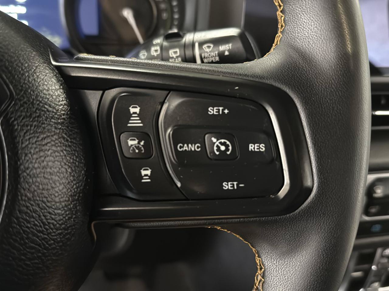 Used 2024 Jeep Wrangler Unlimited AWD/4WD image 13