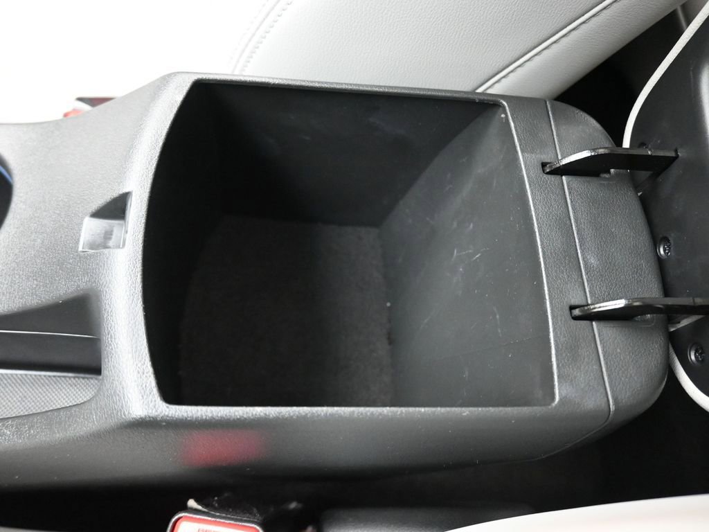 Used 2023 Hyundai Kona Limited w/ Cargo Package image 26