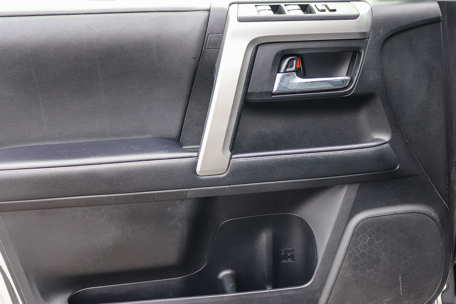 Used 2021 Toyota 4Runner SR5 AWD/4WD image 20