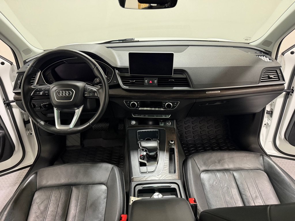 Used 2018 Audi Q5 2.0T Premium Plus w/ Premium Plus Package AWD/4WD image 14