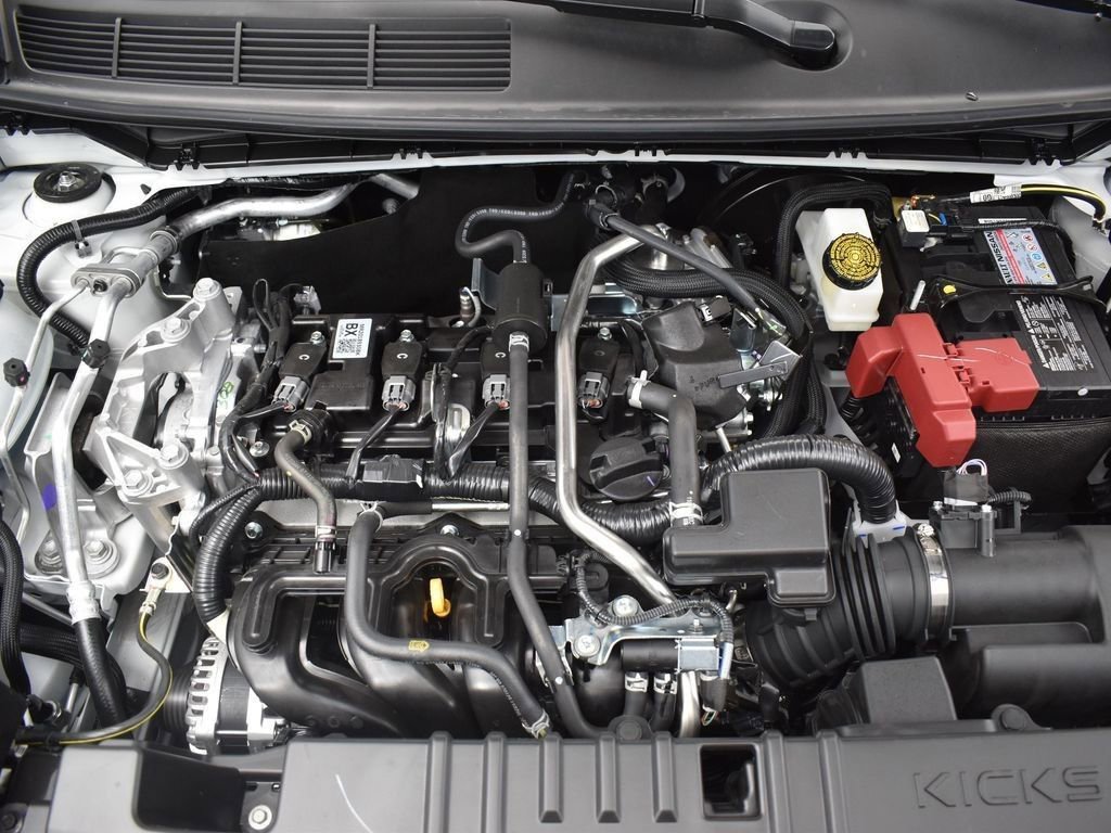 New 2026 Nissan Kicks SR w/ Cold Weather Package image 34