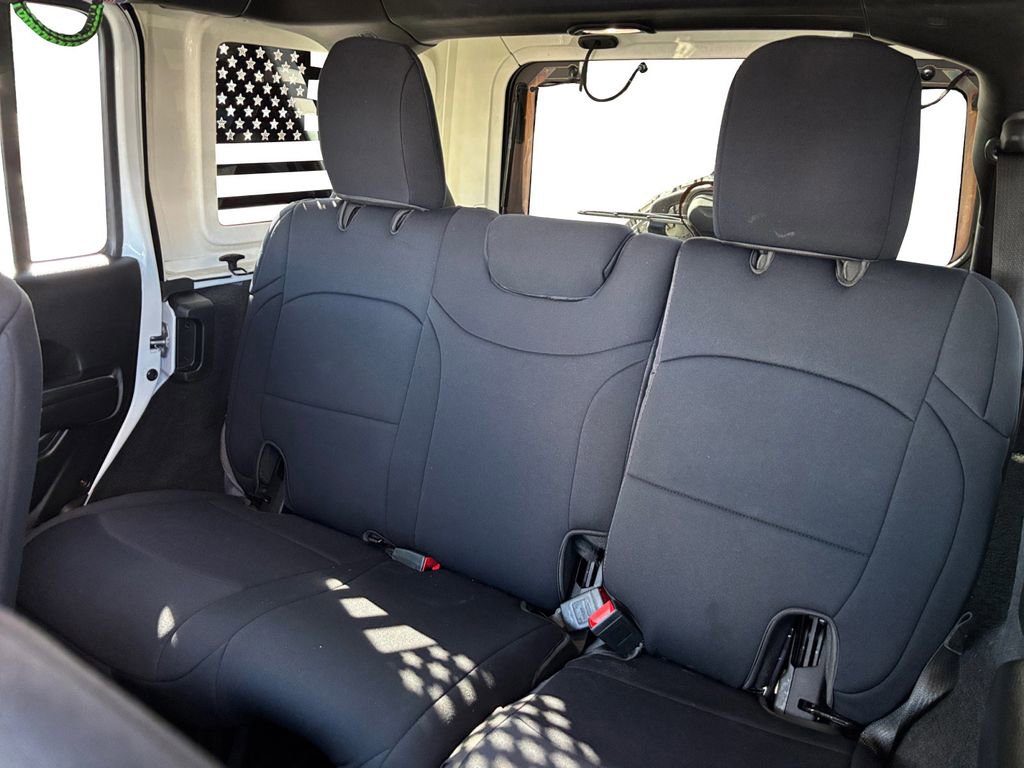 Used 2020 Jeep Wrangler Unlimited Sport S image 21