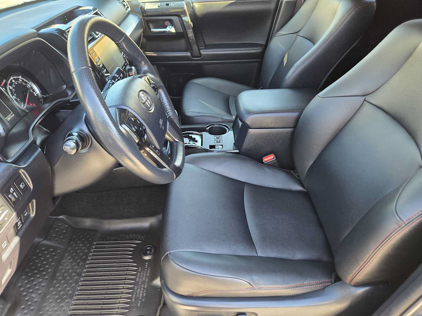 Used 2024 Toyota 4Runner TRD Off-Road Premium w/ Off Road Premium Plus Package AWD/4WD image 13