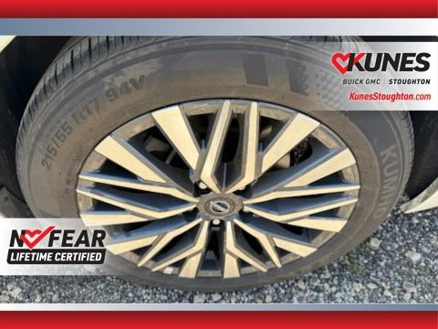 Used 2025 Nissan Altima 2.5 SV FWD image 15