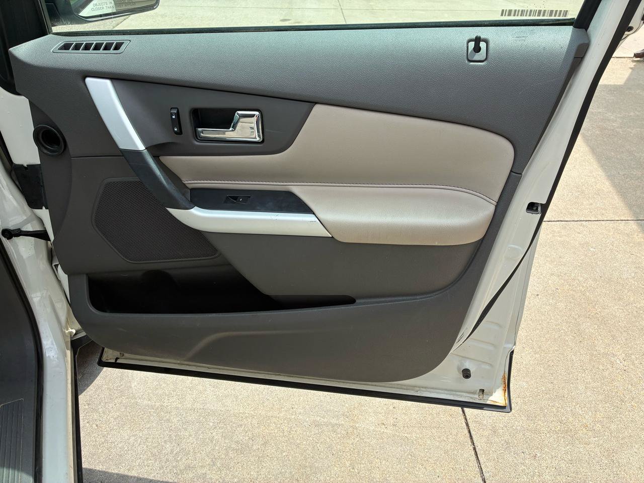 Used 2011 Ford Edge SE w/ 101A Rapid Spec Order Code FWD image 16