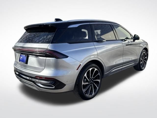 Used 2024 Lincoln Nautilus Black Label image 6