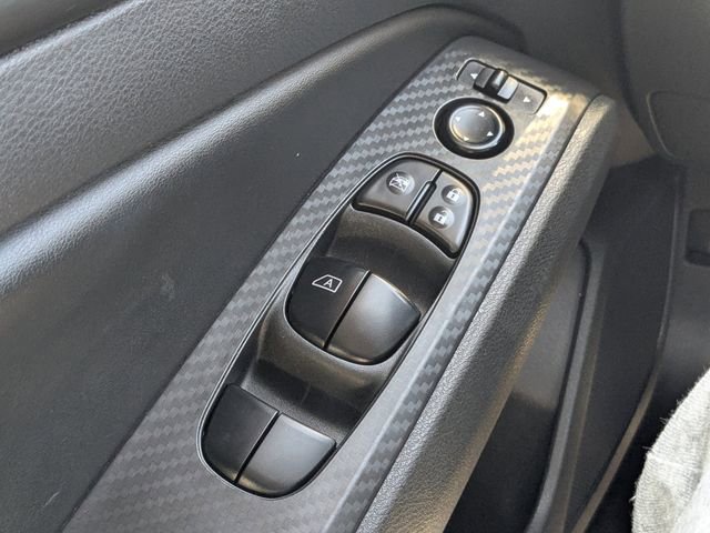 Used 2024 Nissan Altima 2.5 SV image 28